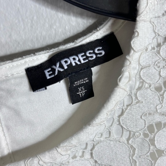 Express Women Blouse Embroidered white lace top size XS - Picture 3 of 7